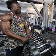 Séance de renforcement musculaire aux personnes voulant se remettre en forme